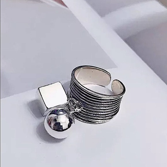 STERLING SILVER BALL SQUARE CHARM BAND ADJUSTABLE RESIZABLE RING - Picture 4 of 13